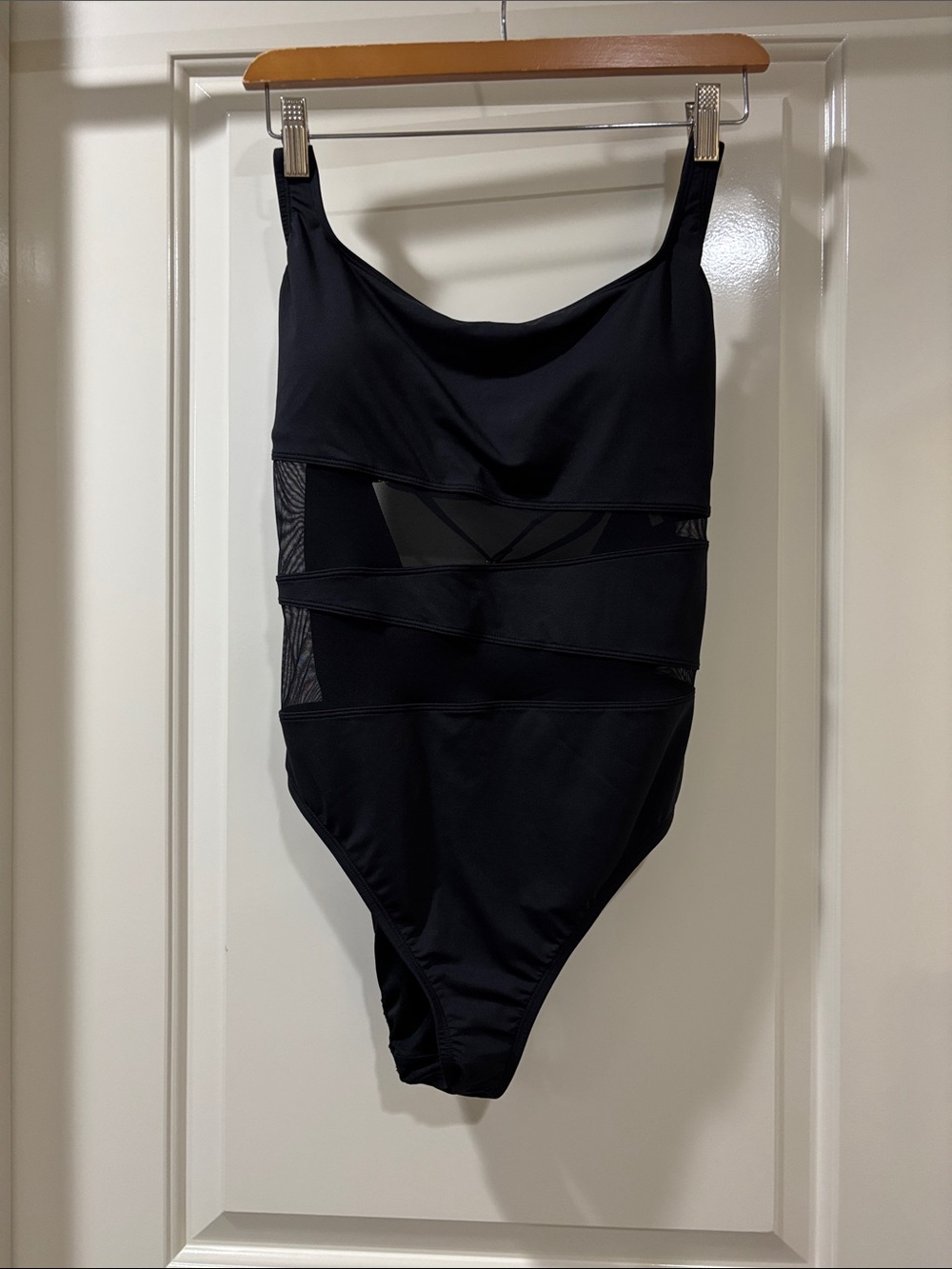 NWT Bleu Rod Beattie Black swim suitt 10